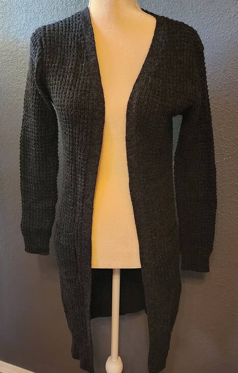 Ashley By 26 International Sweaters - Ashley Sweater Women's Grey Ribbed Knit Cardigan Sweater Front Pockets Small